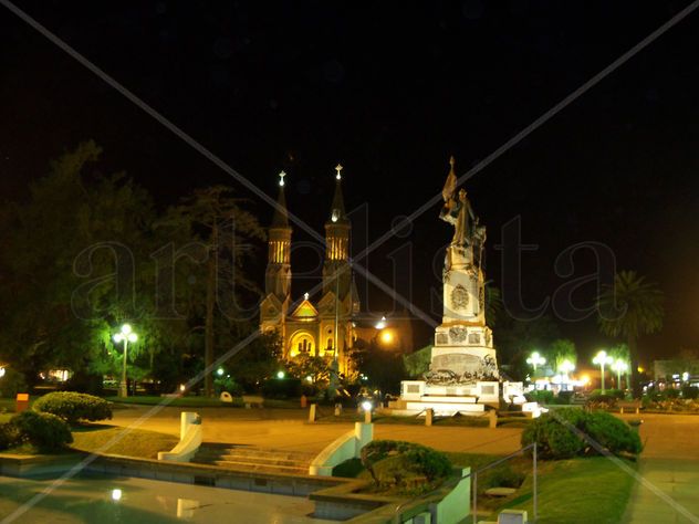 BASILICA DESDE LA PLAZA SAN MARTIN