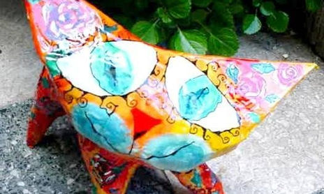 Gatos de papel mache