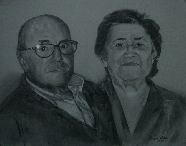 Retratos al carboncillo