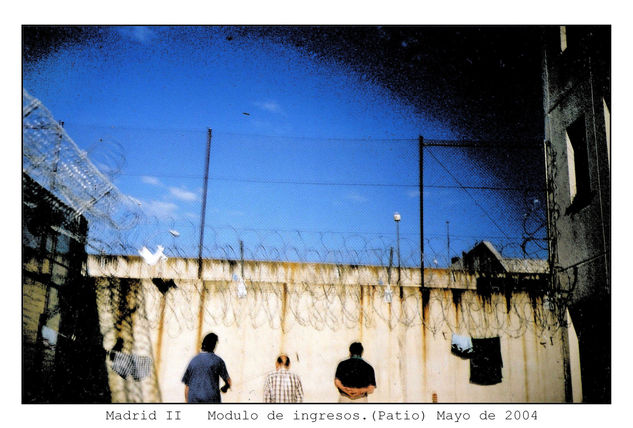 Patio de la prisión Photojournalism and Documentary Color (Manual)