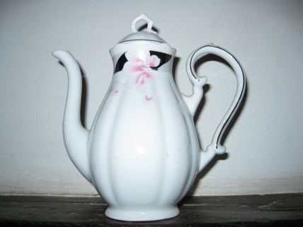 Cafetera de porcelana