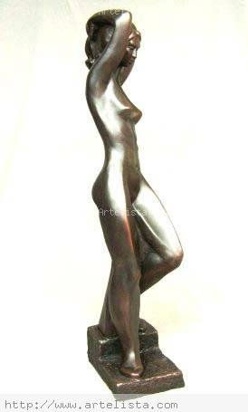 IVONNE Bronce Figurativa