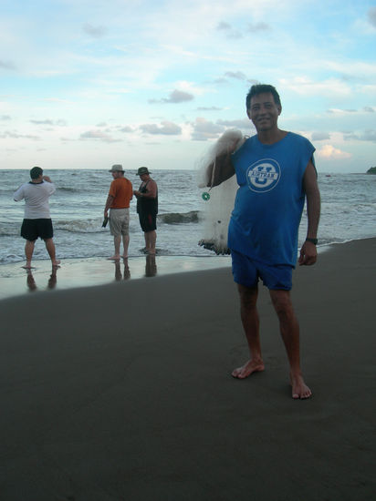 FREDDY FERNANDEZ CHINO EN EL CERRO DE TORTUGUERO.COSTA RICA 