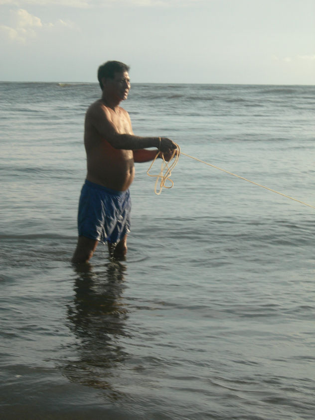 FREDDY FERNANDEZ CHINO EN EL CERRO DE TORTUGUERO.COSTA RICA