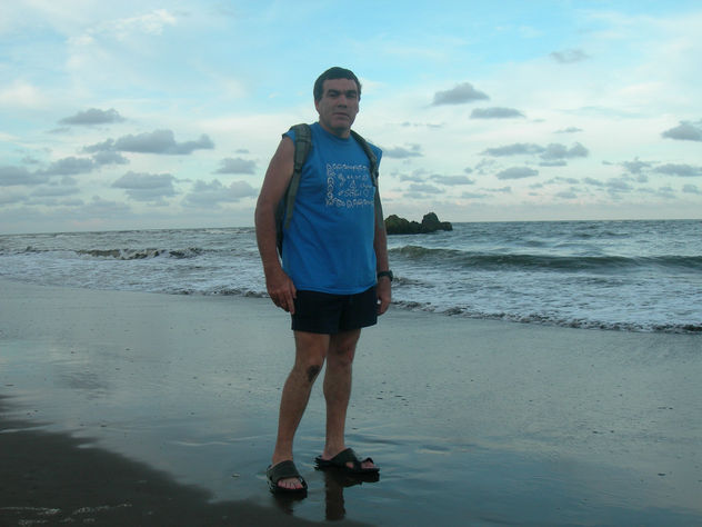 PICO, PIKIN, TORTUGUERO,COSTA RICA, SETIEMBRE DEL 2009