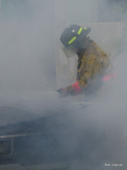 Bombero Photojournalism and Documentary Color (Digital)