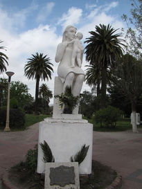 Monumento a La Madre