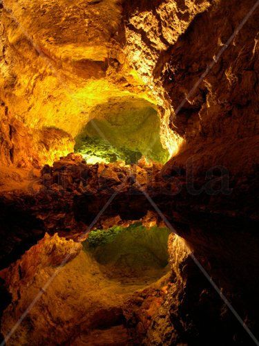 CUEVA DE LOS VERDES 