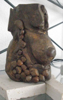 EMBARAZADA INDIGENA Pottery Figurative