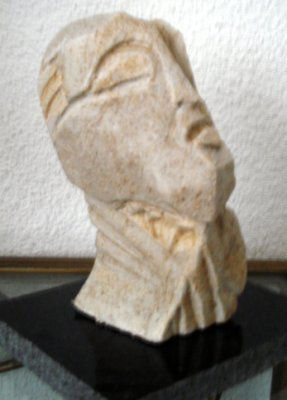 ROSTRO ARENADO DESDE OTRO ANGULO Pottery Figurative