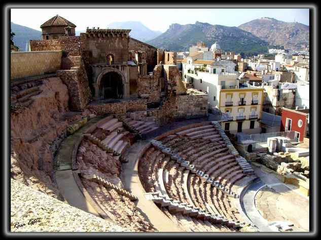 Teatro romano (Cartagena) Arquitectura e interiorismo Color (Digital)