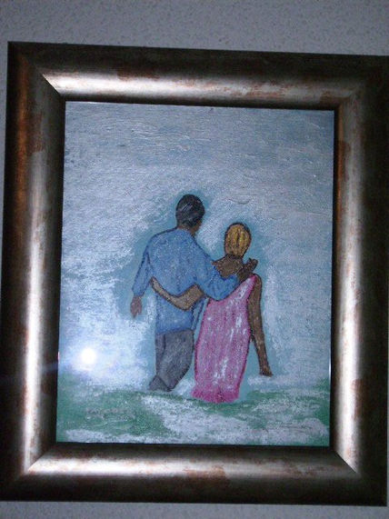 Pareja paseando por...