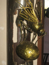 Escultura em lata