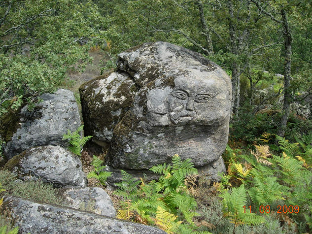 sendero  del peñasco  Peña francia (salamanca) 