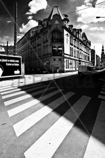 Polska Architecture and Interiorism Black and White (Digital)