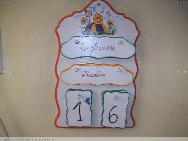 CALENDARIO EN MADERA Acrylic Others Others