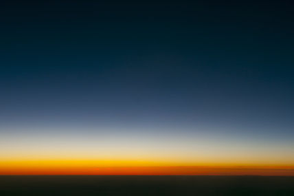 La línea del horizonte
