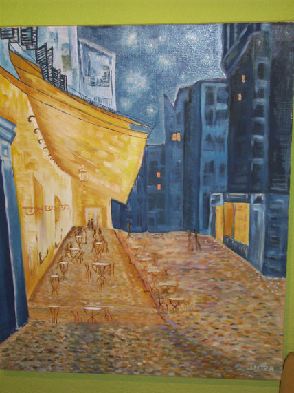 Le cafe de la place...