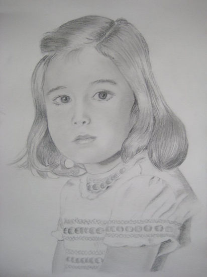 Niña Pencil (Black) Paper Portrait