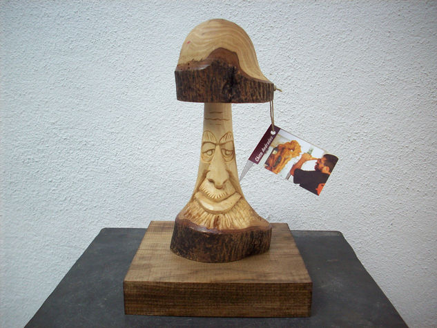 Seta2. Wood Figurative