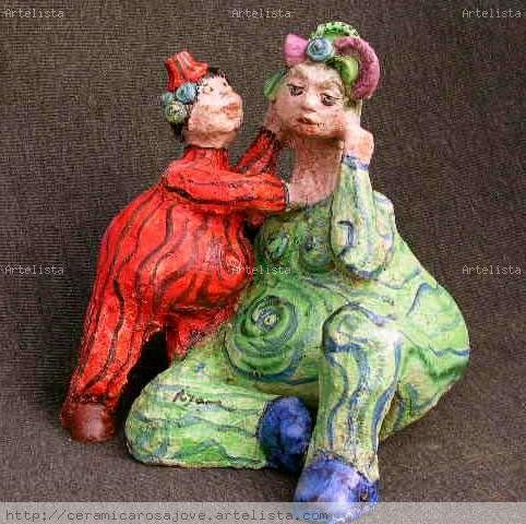 Desconcierto Pottery Figurative