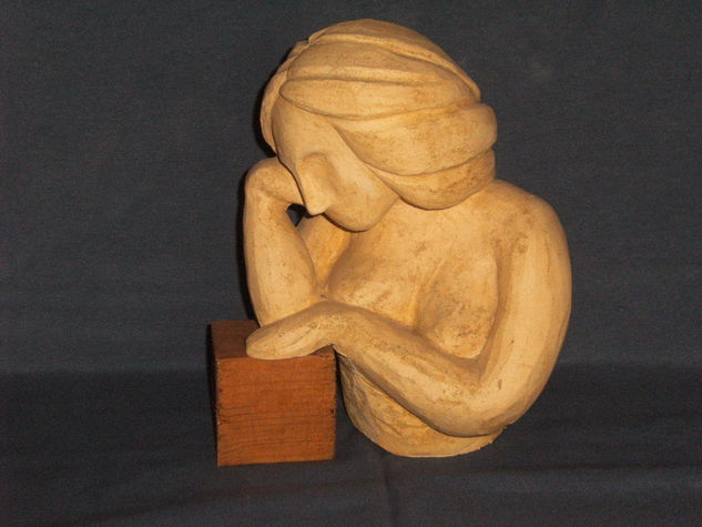 PENSAMIENTO DUDOSO Terracota Figurativa