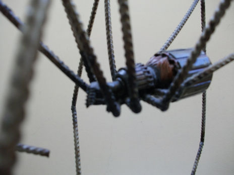 Mortal - detalle 3