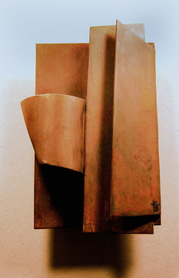 Relieve Constructivista: Popova Hierro Abstracta