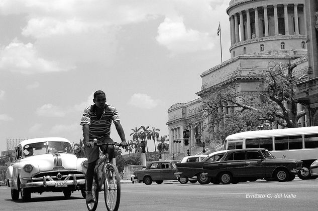 Cuba, Pretérito Imperfecto (12) Photojournalism and Documentary Black and White (Digital)