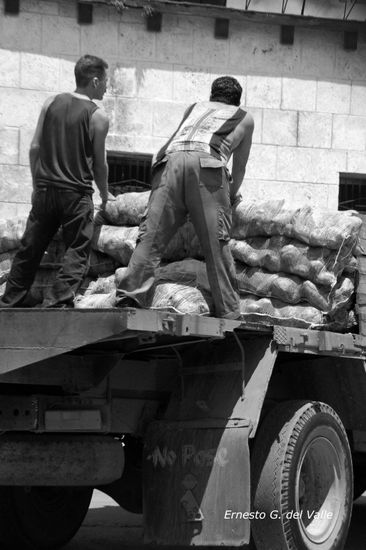 Cuba, Pretérito Imperfecto (19) Photojournalism and Documentary Black and White (Digital)