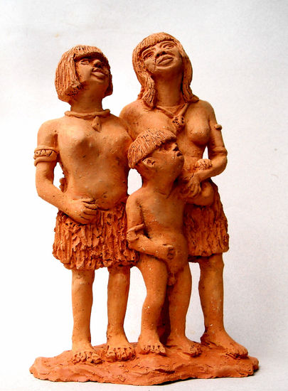 Madre con hijos taínos Terracota Figurativa