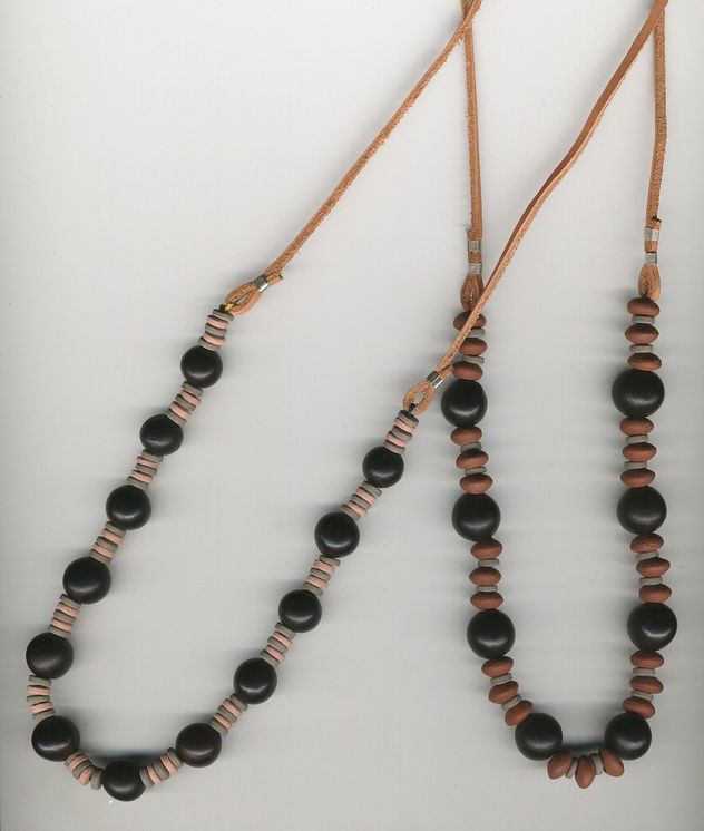 Collares