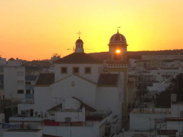 atardecer campanario barbate 