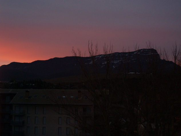 Amanecer sobre Peña Oroel 