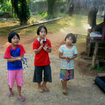 Niños de Tailandia 2007 thumbnail 2