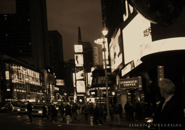 " Time Square" Viajes Blanco y Negro (Digital)