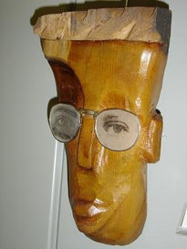 Personaje con gafas