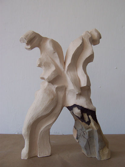 amor fracturado Pottery Figurative