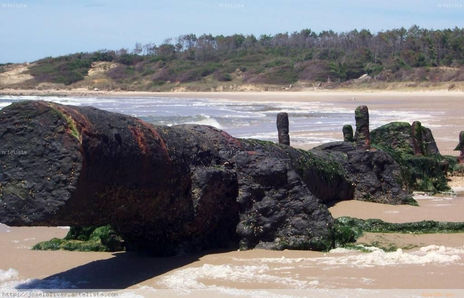 Naufragio en la playa