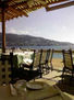 RESTAURANTE EN EL MAR