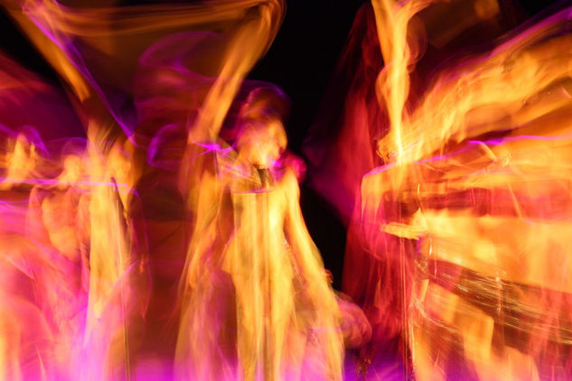 El fuego de los dioses Conceptual/Abstract Color (Digital)