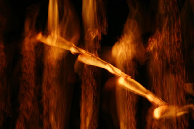 Fuego contra fuego Conceptual/Abstract Color (Digital)