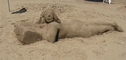 Escultura sobre arena