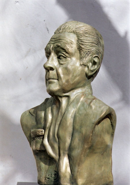 RENE FAVALORO