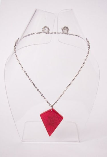 Collar Rombo cereza+ grps.+cadena 