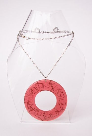 Collar Circulo hueco grande rojo+ grps.+cadena 