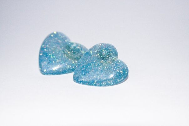 Aretes Par corazon+ esch. azul cielo tornasol 