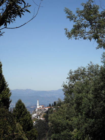 PANORAMICA MONSERRATE DESDE GUADALUPE 