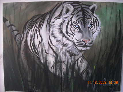 Tigre blanco en acción