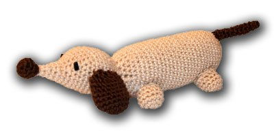 Perro salchicha de ganchillo